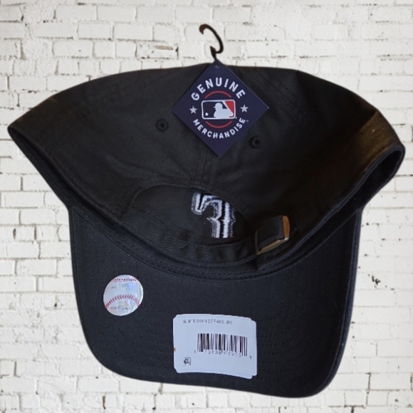 NWT Texas Rangers Major League Baseball Black Adjustable Cap - Picture 4 of 9